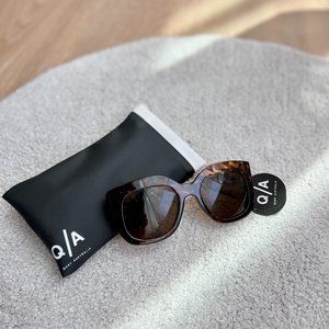 Quay Monroe Tortoise sunglasses